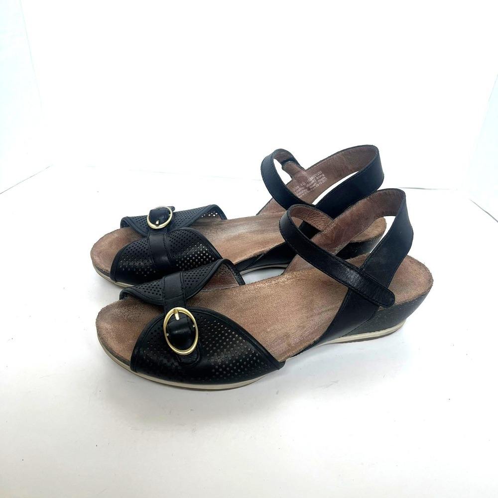 Dansko Vanna Leather Perforated Wedge Sandals Buckle Ankle Strap 40 US 9 Comfort